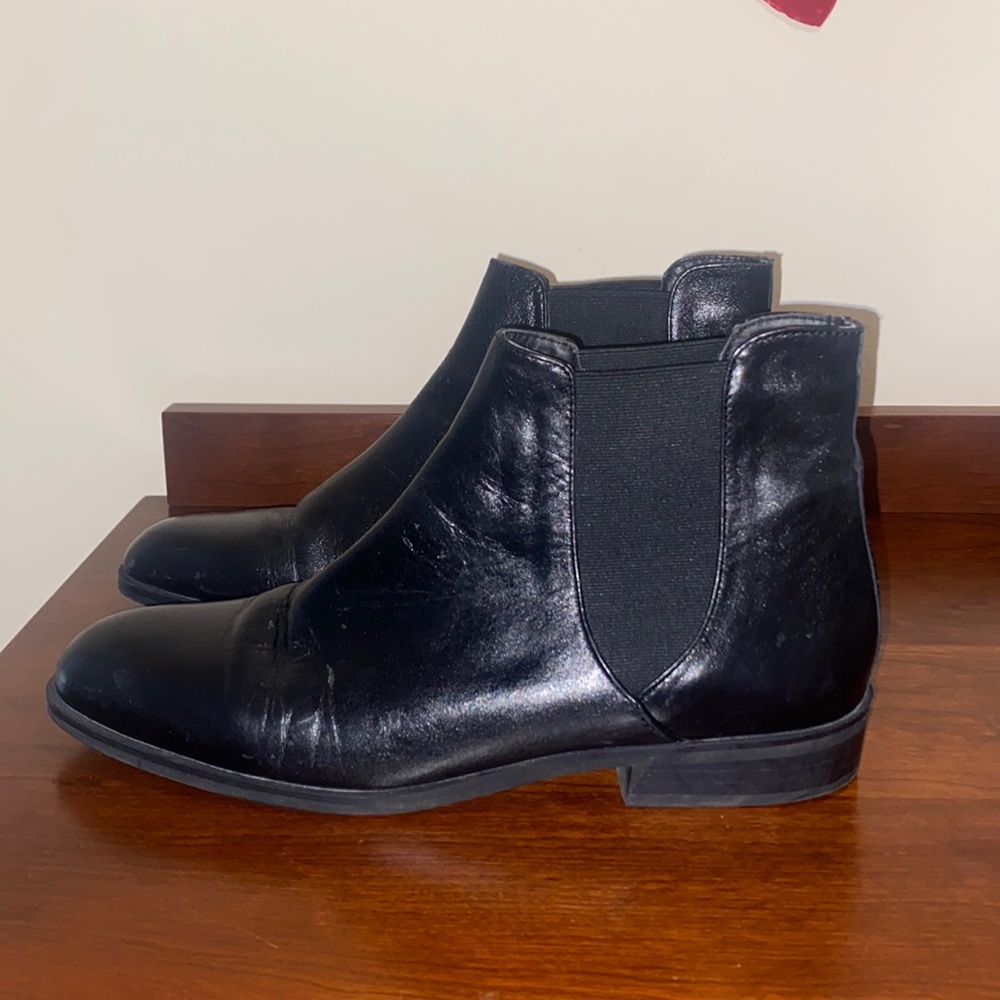 Zara Real Leather Low cut boot SZ 10/41